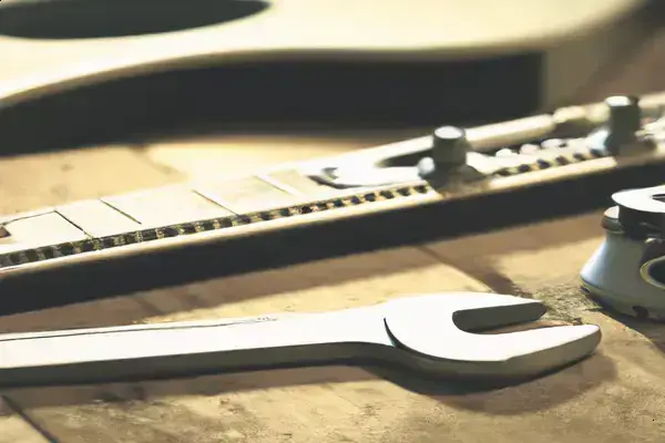 O Que Pode Dar Errado Ao Usar Ferramentas Inadequadas No Ajuste